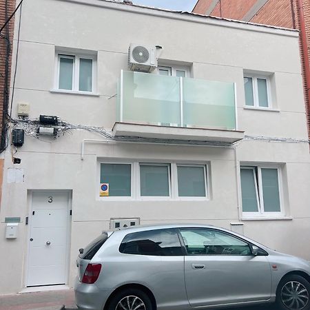Hostel Oasis Madrid Dış mekan fotoğraf