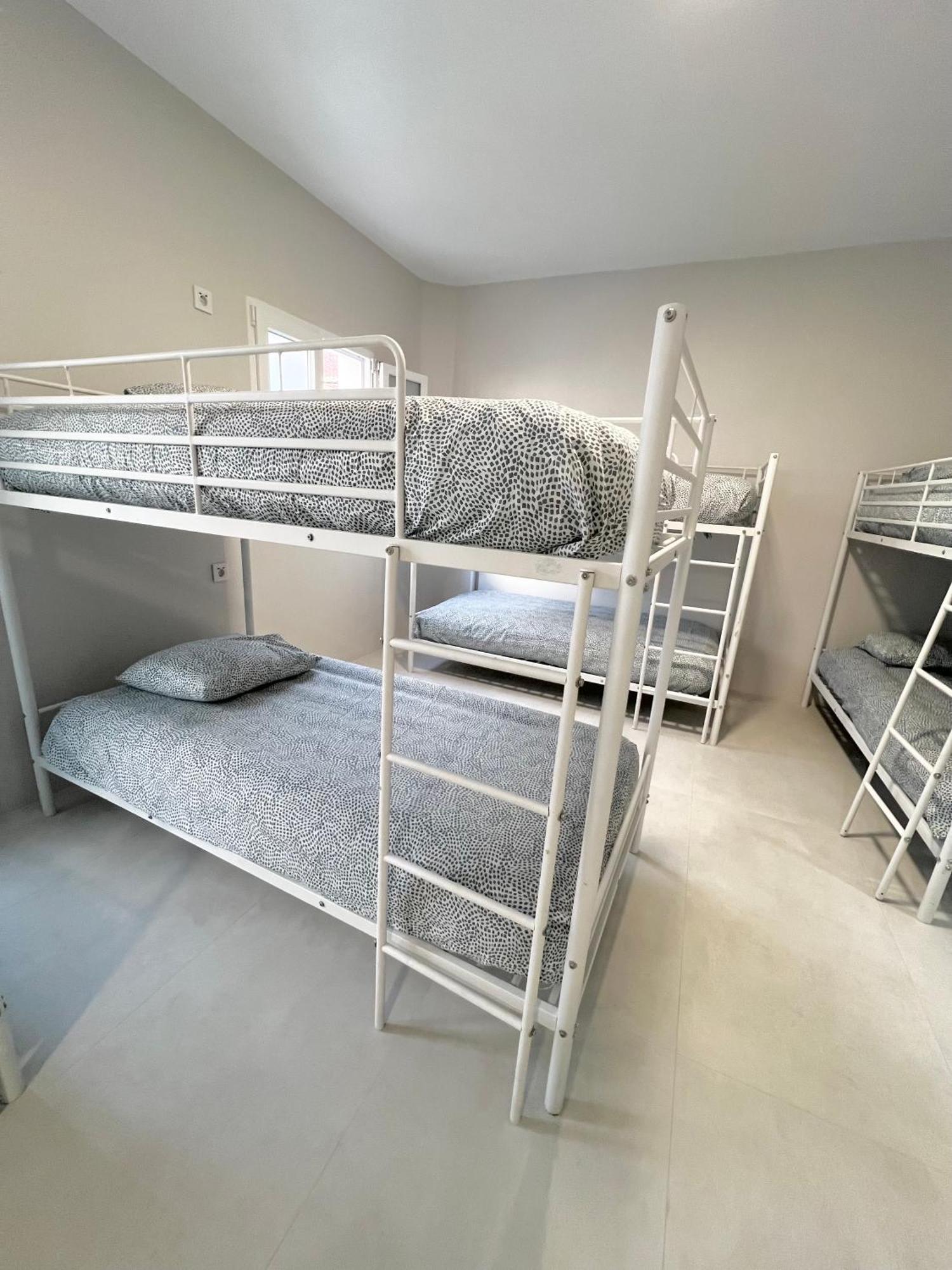 Hostel Oasis Madrid Dış mekan fotoğraf
