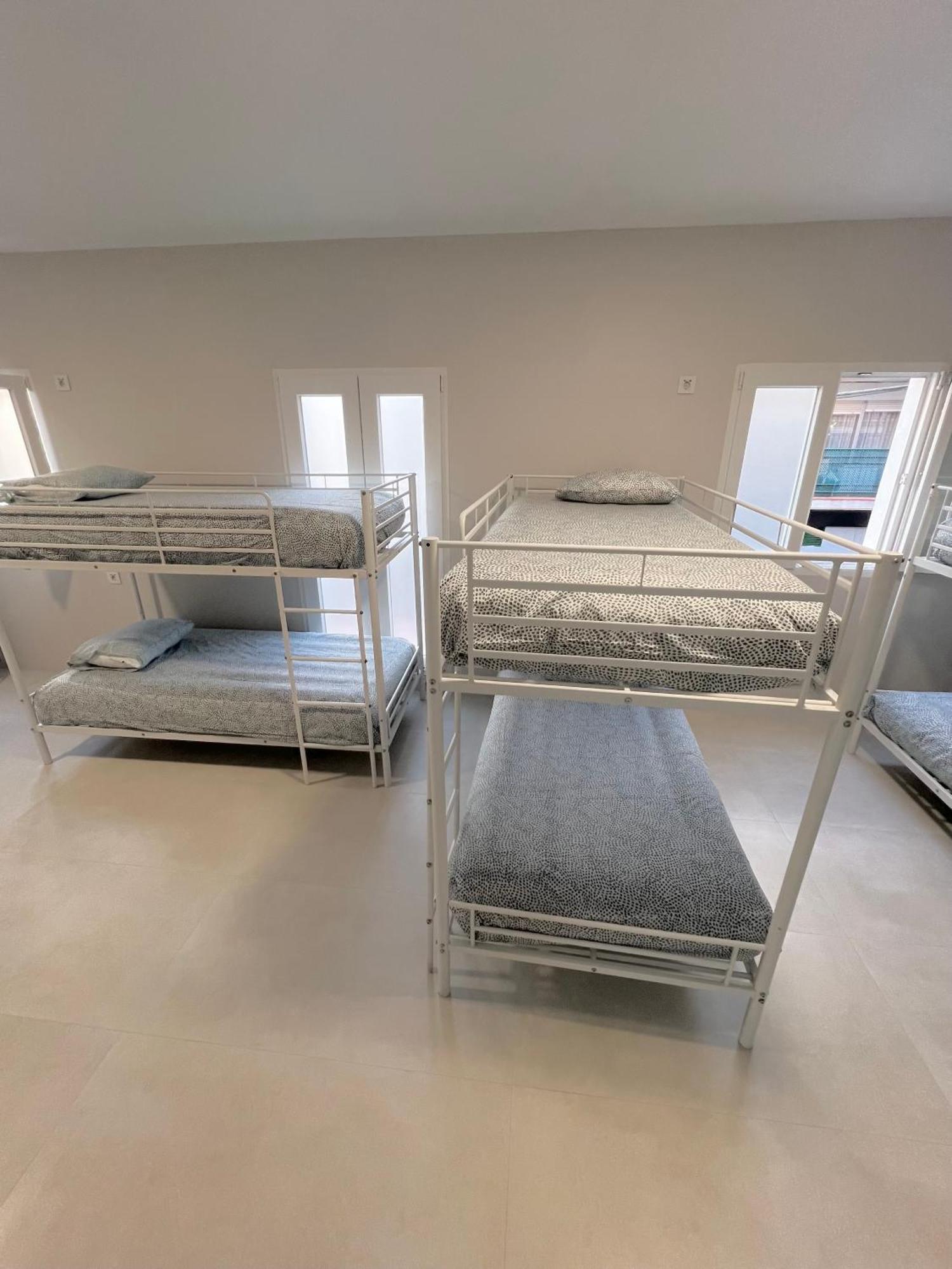 Hostel Oasis Madrid Dış mekan fotoğraf